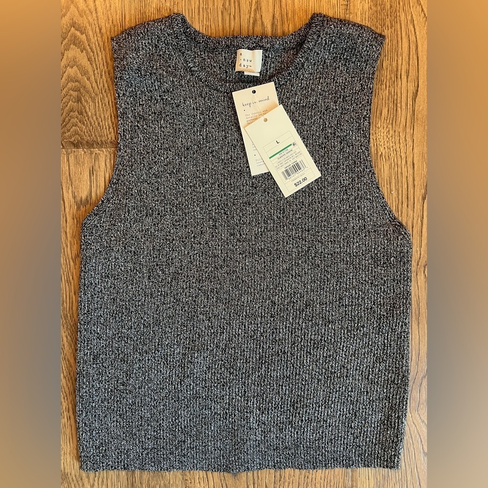 A New Day Sleeveless Black Shimmer Silver Tank Large NWT - Picture 1 of 2